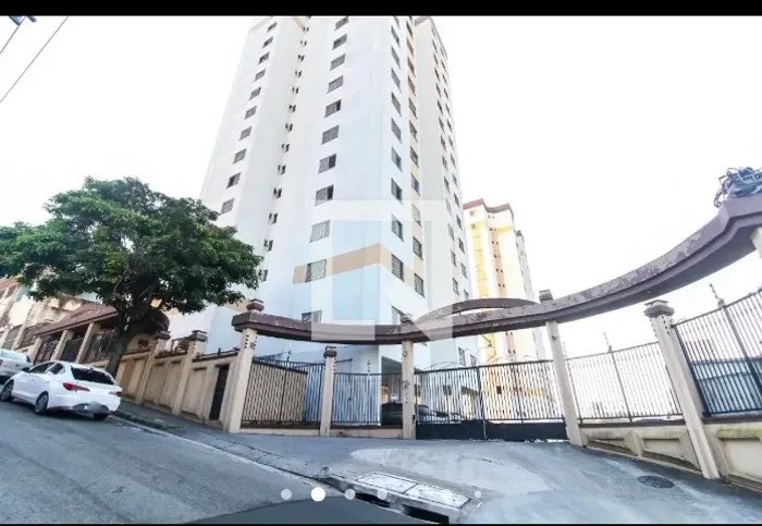 Vendo apto na vila Carmosina Itaquera