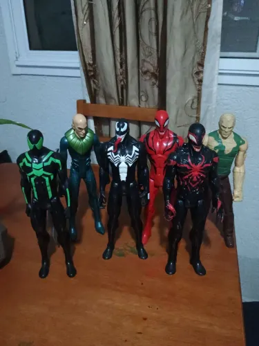 Homem Aranha 30  CM vilões 