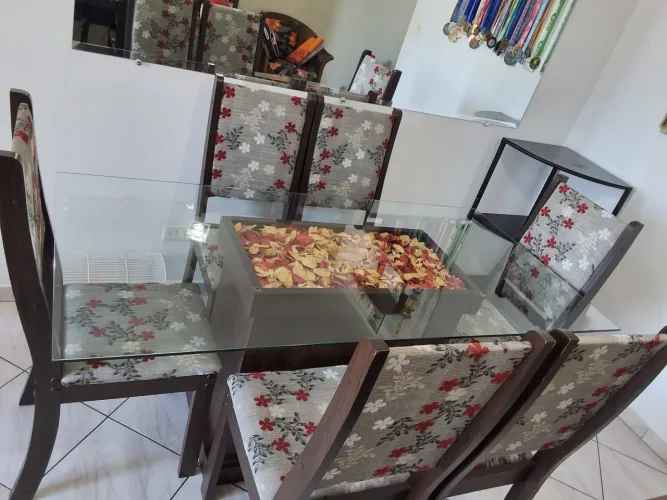 Mesa de 6 lugares 