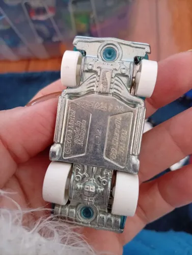 2 Hotwheels
