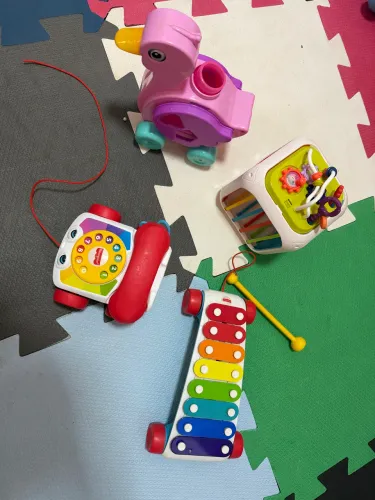 Lote de brinquedos bebê 