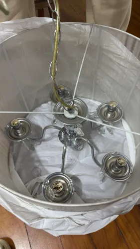 Lustre Pendente 5 Lâmpadas com Cristais e Cúpula de Tecido