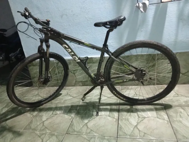 Vende-se bicicleta aro 29 raios de inox