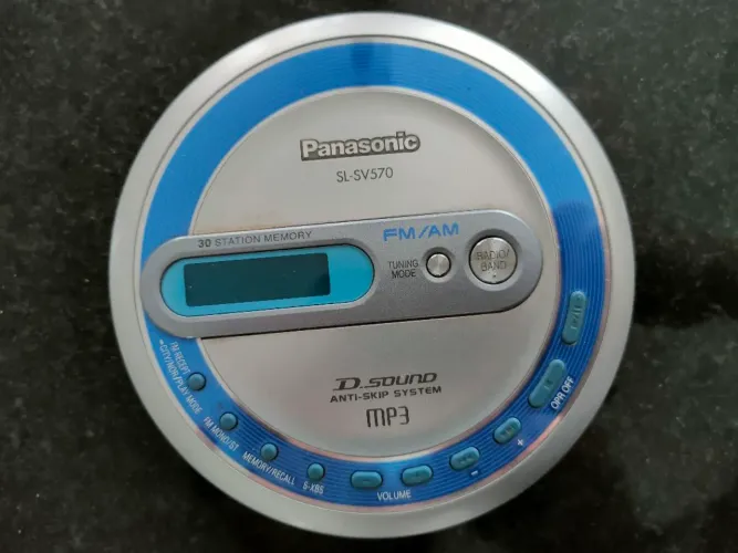 Discman Panasonic SL-SV570 Raro MP3 AM/FM D.Sound Made in Japan - Funcionando $ Impecável!