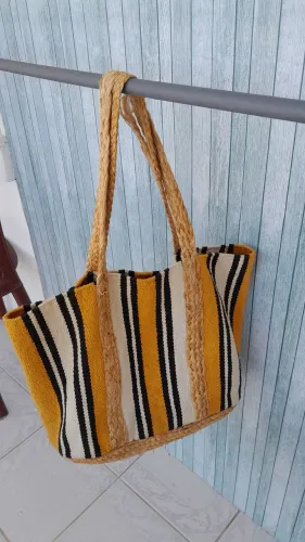 Bolsa Ninca usada.