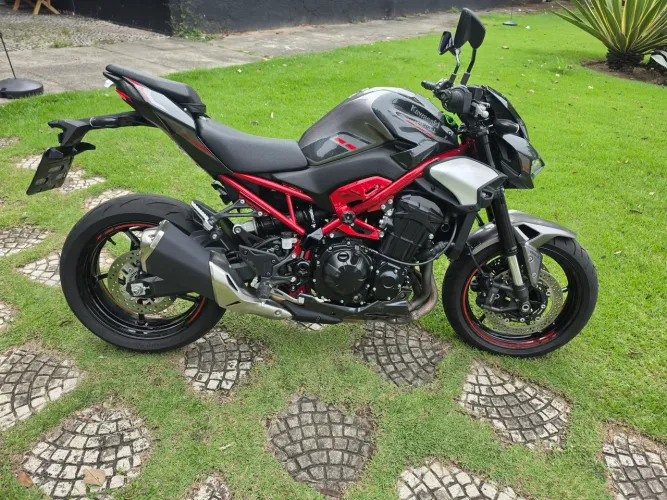 Kawasaki Z-900 2026