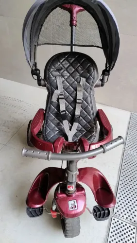 Triciclo infantil