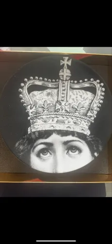 Para colecionadores, Prato decorativo Fornasetti- Itália, Milano