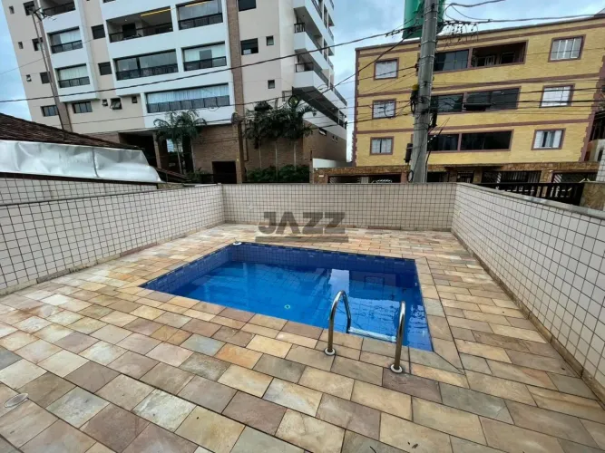 Apartamento com 2 Dormitórios sendo 1 Suíte com 77 m² de área útil- apenas 300 metros da