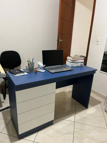 Mesa de escritório 100% MDF