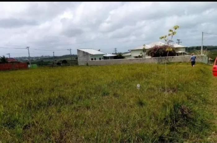 Terreno de 450m² à Venda em Condomínio Fechado Fazendinha, Araruama/RJ