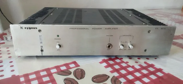 Amplificador Cygnus PA800 (Mossoró/RN)