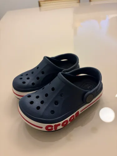 Crocs azul c7