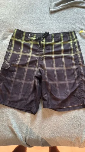 Bermuda Masculina Hurley 33 Americano (42-44 Brasileiro)