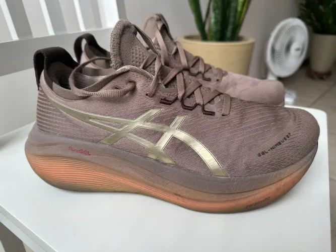 Tênis Nimbus 27 LUXE    US 11