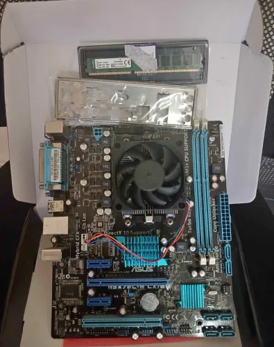 Kit Upgrade AMD FX 6300 + Placa Mãe ASUS M5A78L-M LX/BR + 4GB RAM DDR3 - Perfeito Estado
