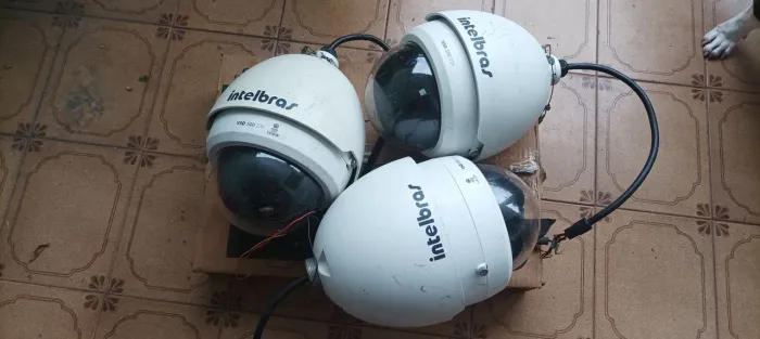 3 câmeras Speed Dome Vsd 500 23x Intelbras