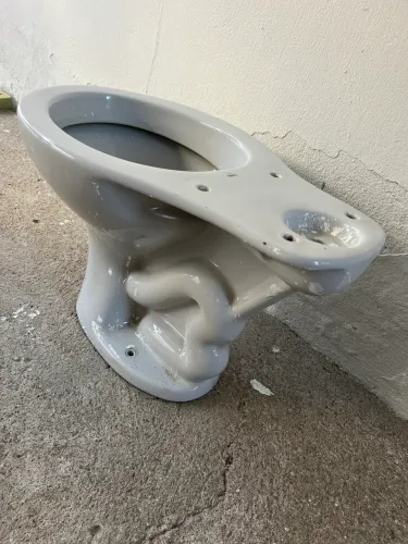 Vaso sanitário novo