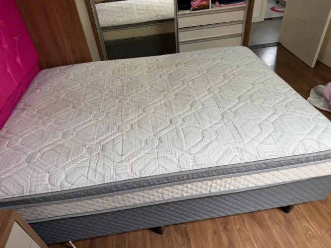 Cama box casal com cabeceira