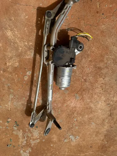 LIMPADOR C/MOTOR PARABRISA ONIX 2022