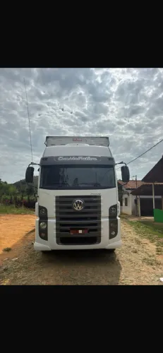 Vw 30330 bitruck com baú