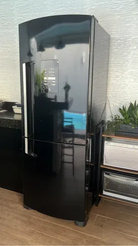 Geladeira Brastemp inverse preta