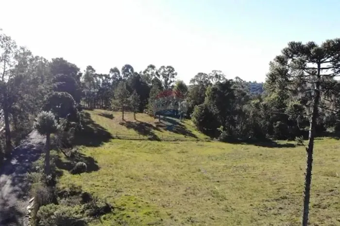 "Terreno dos Sonhos no Jardim das Camélias"