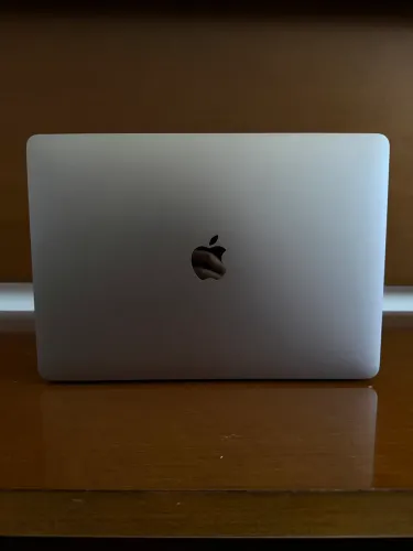 Macbook Pro 2017 com Touchbar