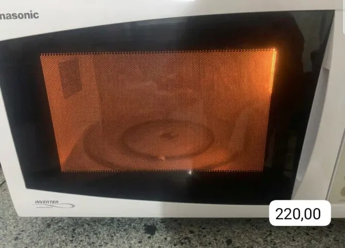 Vendo microondas Panasonic 25 litros