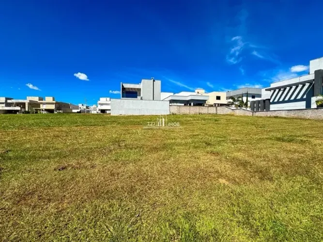 Lote Jardins Porto - Lote com 318,27 m² - Quitado R$ 285.000,00  Qd T  