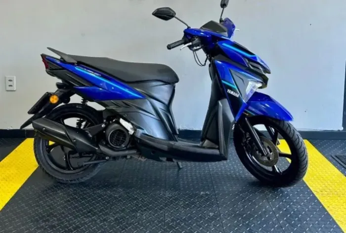 Moto yamara NEO125