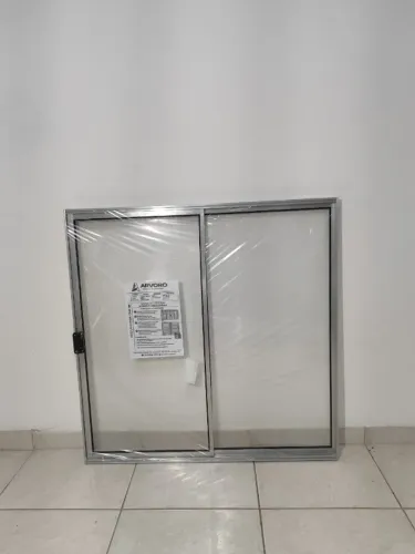 JANELA DE ALUMÍNIO VITRO 2 FOLHAS - SEM GRADE - 1,00 x 1,00 - BRILHANTE**  