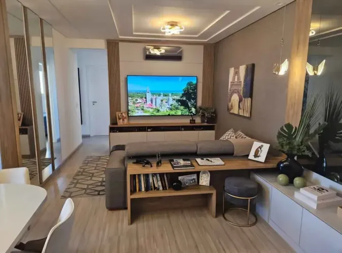 Apartamento para venda tem 82 metros quadrados com 3 quartos em Mercês - Curitiba - Paraná
