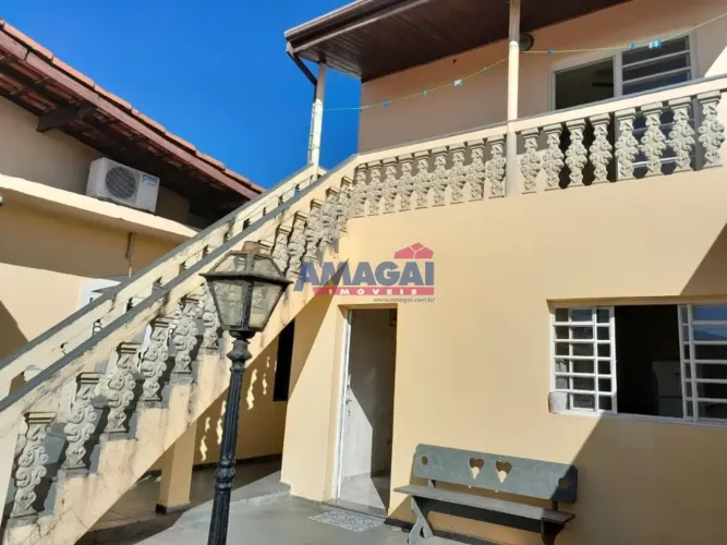 Casa com 3 quartos a venda no Jardim do Portal em Jacareí