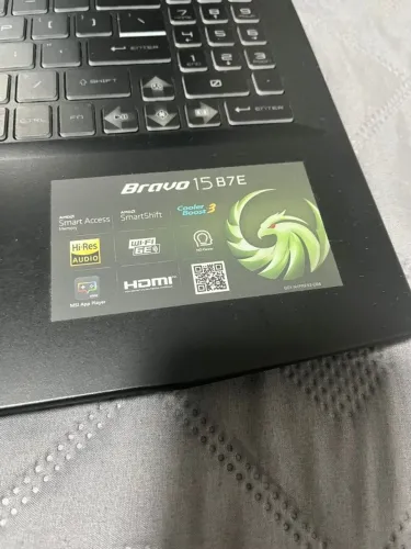 Notebook Gamer Msi Bravo 15 Amd Ryzen Preto 15.6