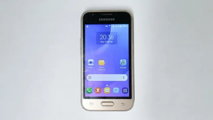 Samsung Galaxy J1 Mini SM-J105B