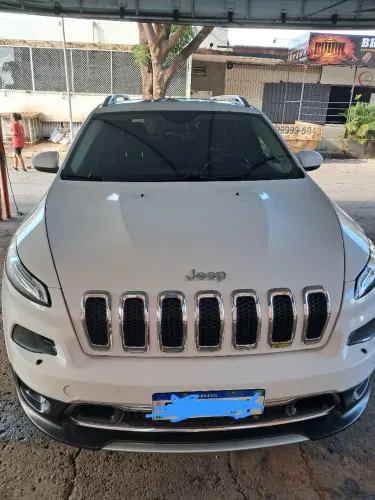 Jeep Cherokee Limited 3.2 4X4 V6 Aut. 2014