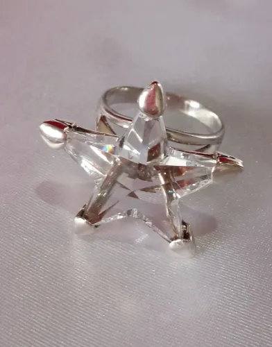 Anel com cristal Swarovski em prata pura 925
