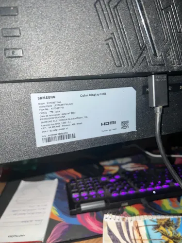 Vendo monitor Samsung 27 polegadas