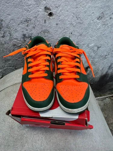 NIKE DUNK LOW
