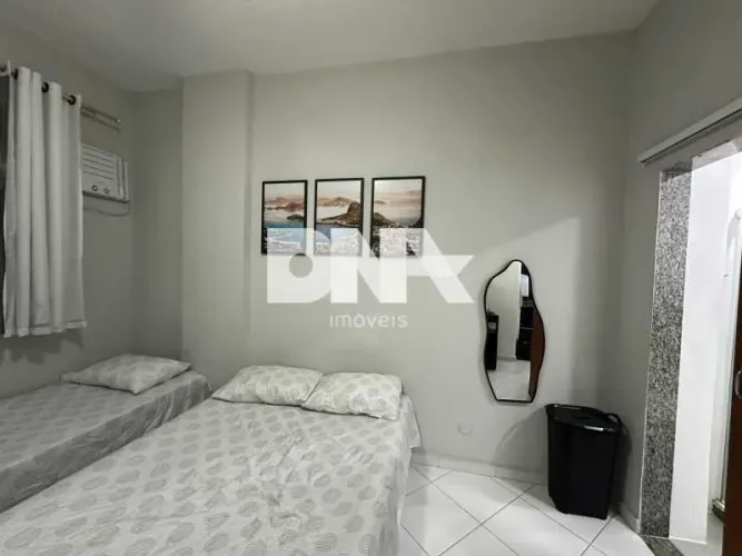 Apartamento : / Residencial / Copacabana