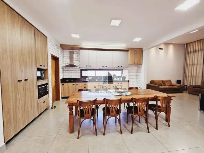 Casa com 3 dormitórios à venda, 168 m² por R$ 1.350.000,00 - Loteamento Itatiba Country Cl