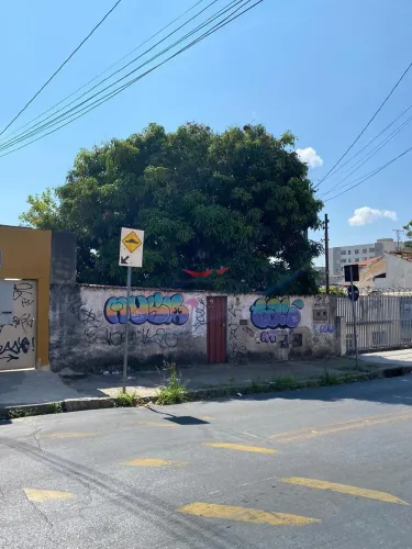 Lote / Terreno à venda em Belo Horizonte