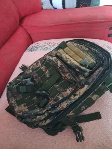 Mochila estilo exército 