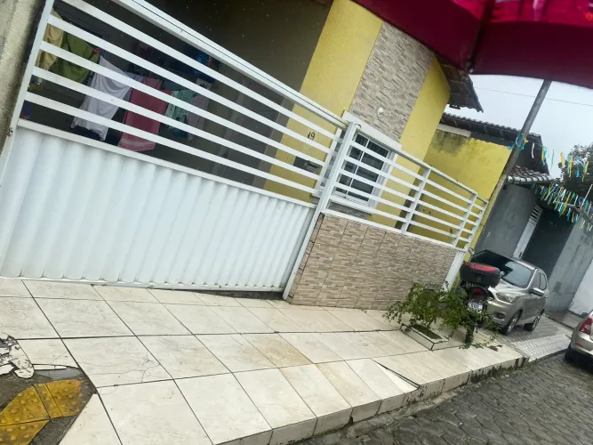 Vendo Portão de Alumínio
