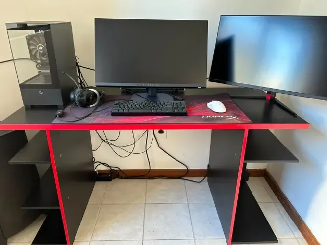 Mesa Escritório Gamer, 135x60cm