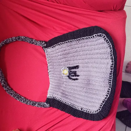 Bolsa de croché linda 100 reias