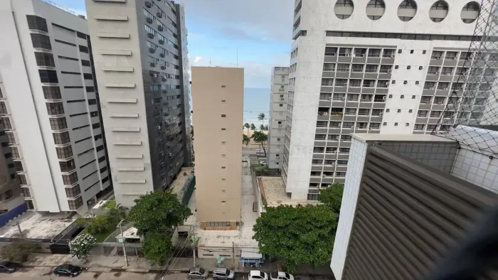 VIVA O PRIVILÉGIO DE MORAR COM VISTA PARA O MAR EM UMA DAS REGIÕES MAIS DESEJADAS DE BOA V
