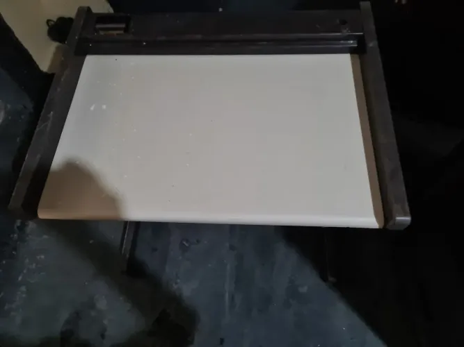 Mesa para estudo/ escritório/comércio