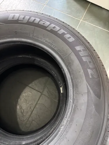 Vendo par de pneus HANKOOK 265/65/17